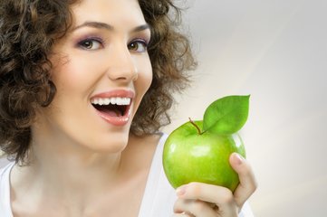 长期熬夜会引起女性月经不调